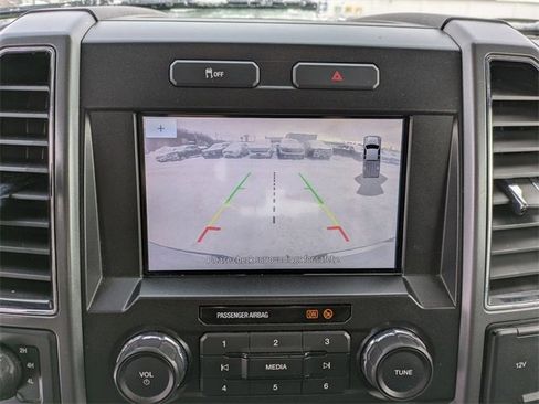 Used 2022 Ford F250 XLT w/ XLT Premium Package image 12