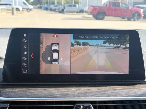 Used 2019 BMW 540i w/ Premium Package RWD image 10