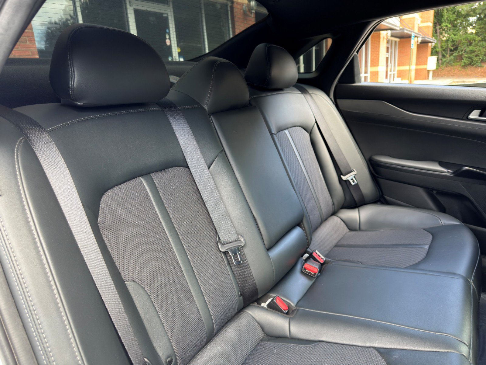 Used 2023 Kia K5 GT-Line FWD image 36