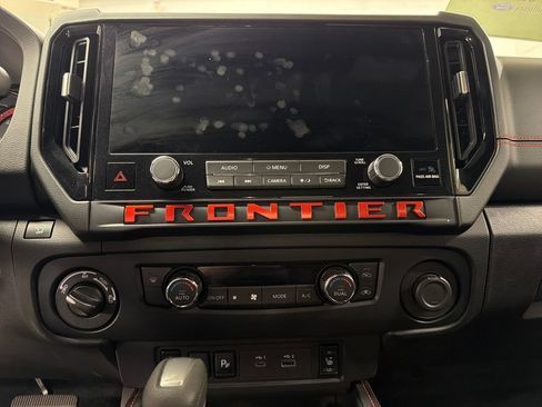 Used 2026 Nissan Frontier PRO-4X AWD/4WD image 18