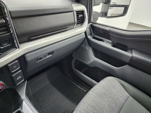 Used 2024 Ford F350 XLT w/ XLT Premium Package image 12