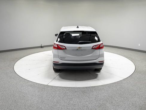 Used 2021 Chevrolet Equinox LS FWD image 27
