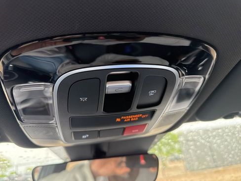 Used 2025 Hyundai Santa Cruz SEL image 28