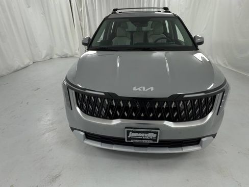 New 2026 Kia Carnival EX FWD image 8