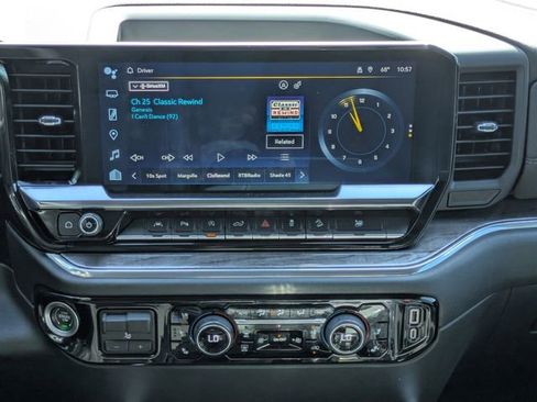 Used 2024 Chevrolet Silverado 1500 LTZ image 12