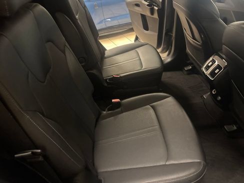 Used 2022 Kia Sorento SX AWD/4WD image 32