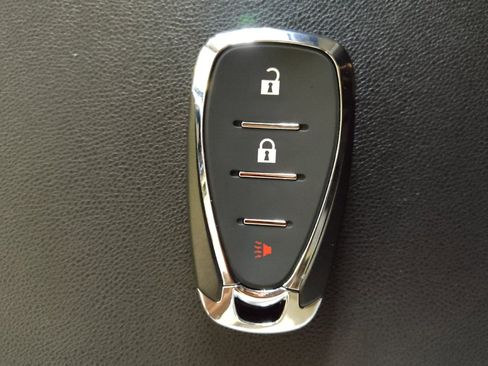 Used 2019 Chevrolet Equinox LT FWD image 32
