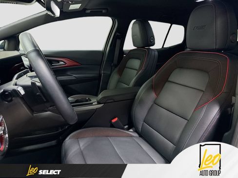Used 2026 Chevrolet Equinox EV RS w/ Convenience Package II FWD image 23