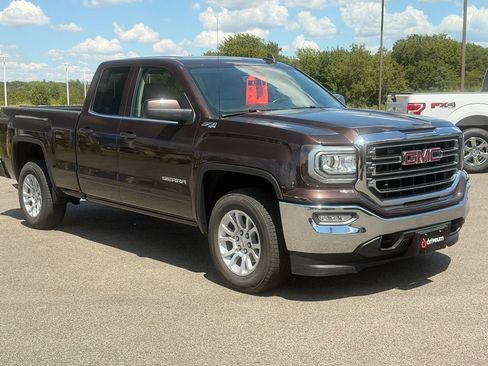 Used 2016 GMC Sierra 1500 SLE w/ SLE Value Package AWD/4WD image 1