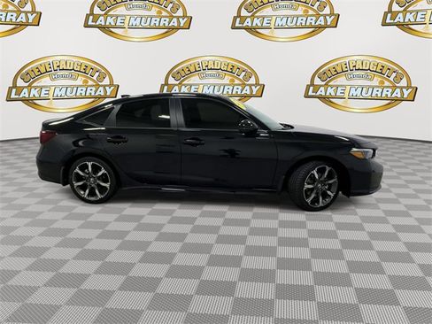 Used 2025 Honda Civic Sport Touring image 4