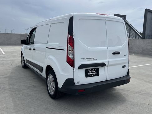 Used 2018 Ford Transit Connect XLT FWD image 8