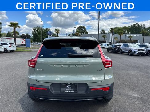 Used 2023 Volvo XC40 B5 Plus w/ Protection Package Premier AWD/4WD image 6