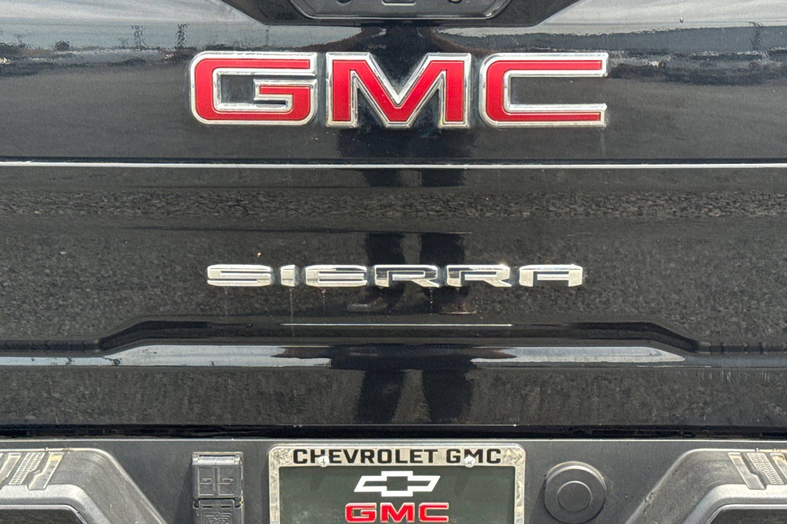 Used 2024 GMC Sierra 2500 AT4 w/ Technology Package AWD/4WD image 48