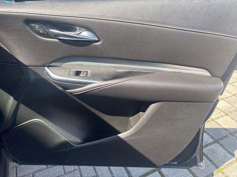 Used 2020 Cadillac XT4 Premium Luxury image 9