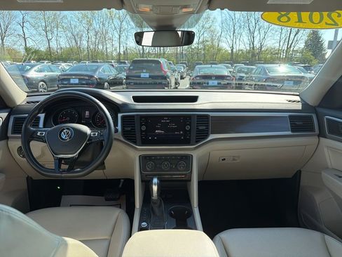 Used 2018 Volkswagen Atlas SE FWD image 11