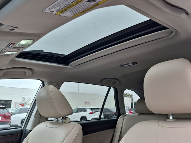 Used 2019 Subaru Outback 2.5i Limited AWD/4WD image 10