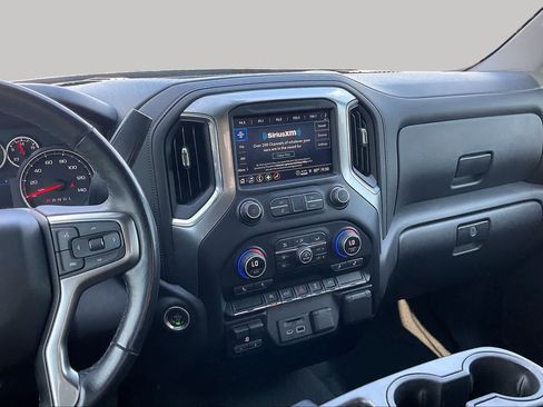 Used 2021 Chevrolet Silverado 1500 LT w/ Convenience Package II RWD image 7