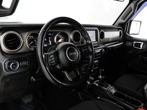 Used 2018 Jeep Wrangler Unlimited Sport S image 13