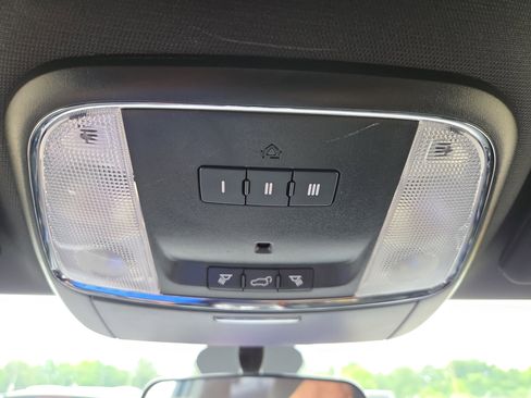 Used 2021 Jeep Grand Cherokee Laredo X RWD image 16