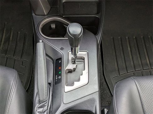 Used 2017 Toyota RAV4 XLE image 19