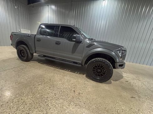 Used 2020 Ford F150 Raptor image 5