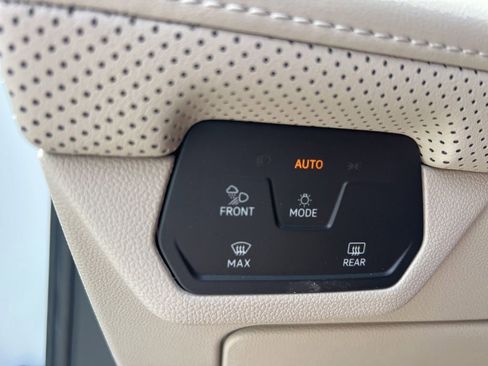 Used 2024 Volkswagen Atlas SE FWD image 59