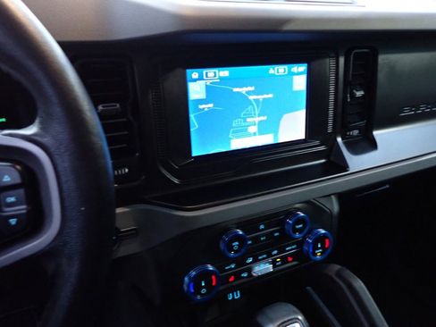 Used 2022 Ford Bronco Big Bend image 30