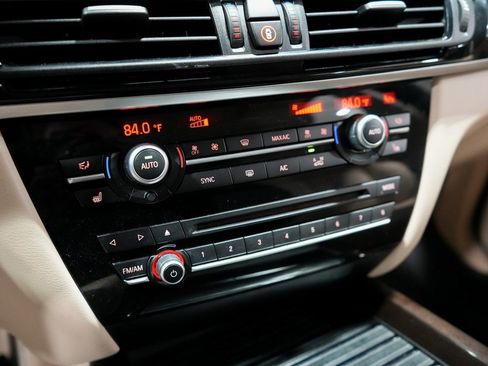Used 2014 BMW X5 xDrive35i image 16