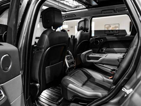 Used 2019 Land Rover Range Rover Sport HSE AWD/4WD image 35