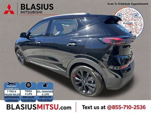 Used 2023 Chevrolet Bolt EUV Premier w/ Sun & Sound Package FWD image 33