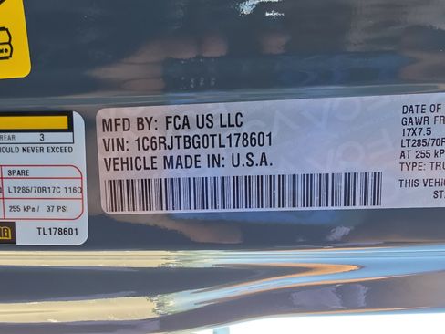 New 2026 Jeep Gladiator Rubicon AWD/4WD image 35