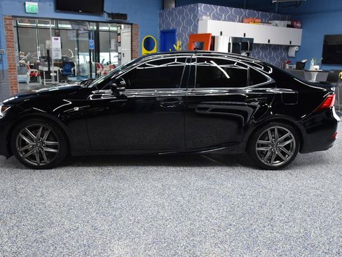 Used 2018 Lexus IS 350 AWD image 8