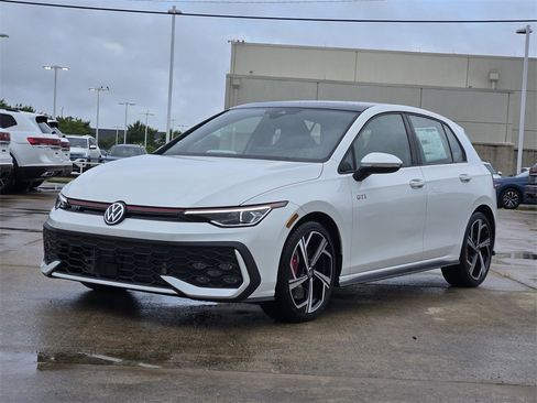 New 2025 Volkswagen GTI SE image 2
