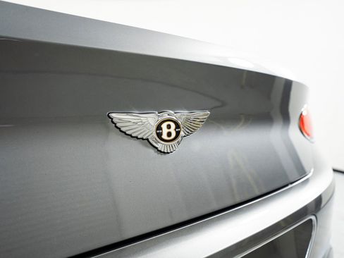 Used 2020 Bentley Continental GT image 57