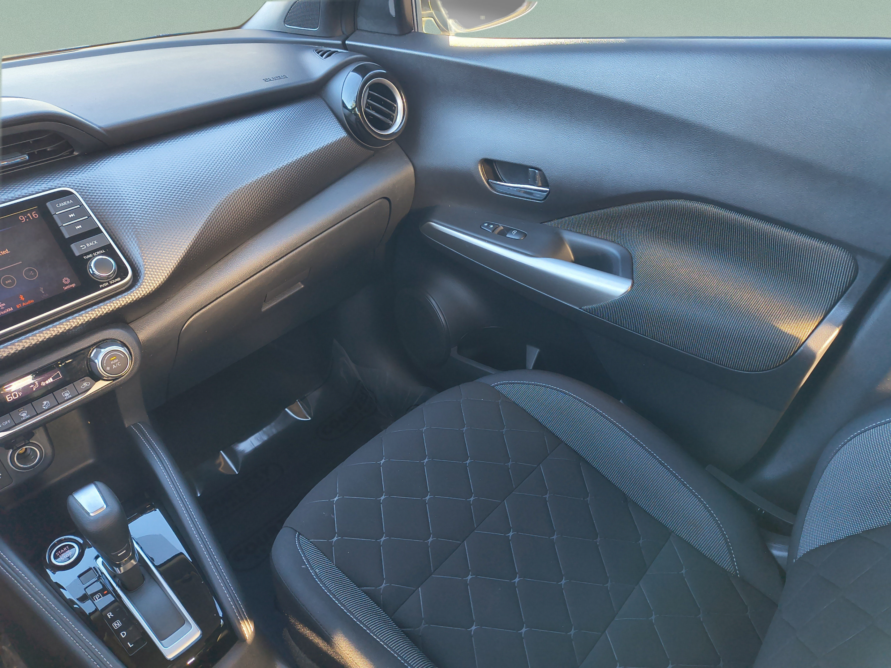 Certified 2018 Nissan Kicks SV FWD image 14