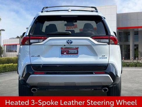 Used 2024 Toyota RAV4 SE w/ Convenience Package AWD/4WD image 7