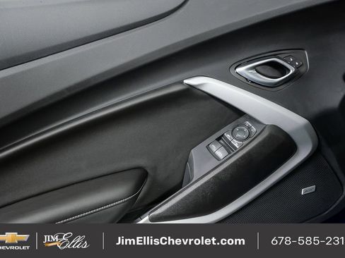 Certified 2023 Chevrolet Camaro LT w/ Technology Package image 4