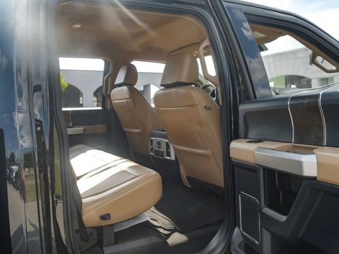 Used 2022 Ford F250 Lariat w/ Tremor Off-Road Package AWD/4WD image 36