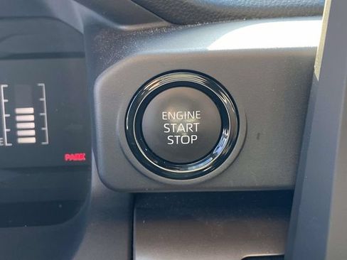 Used 2024 Toyota Tacoma SR5 AWD/4WD image 29