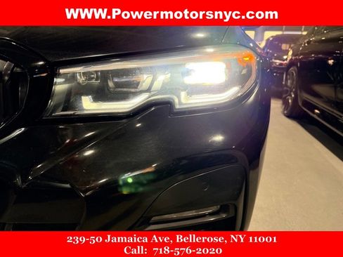 Used 2021 BMW 330e w/ M Sport Package RWD image 9