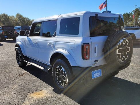 New 2025 Ford Bronco Outer Banks image 8