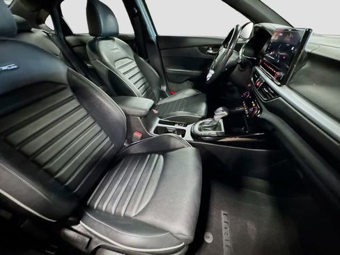 Used 2023 Kia Forte GT-Line w/ GT-Line Premium Package image 32