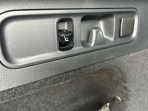 Certified 2026 Mercedes-Benz GLC 300 4MATIC image 10