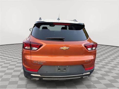Used 2023 Chevrolet TrailBlazer ACTIV w/ Convenience Package AWD/4WD image 3