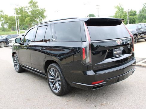 Certified 2022 Cadillac Escalade Sport Platinum AWD/4WD image 36