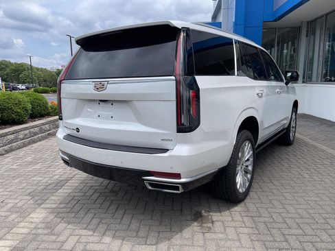 Certified 2024 Cadillac Escalade Premium Luxury w/ Performance Package AWD/4WD image 5