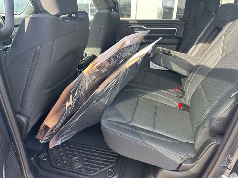 New 2026 RAM 1500 4x4 Crew Cab image 12