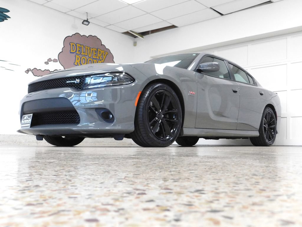 Used 2018 Dodge Charger R/T Scat Pack RWD image 10