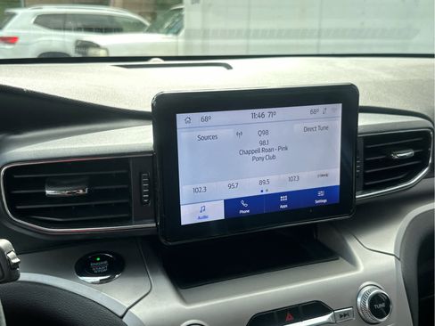 Used 2020 Ford Explorer XLT w/ Equipment Group 202A image 33