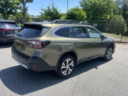 Certified 2022 Subaru Outback Limited AWD/4WD image 7